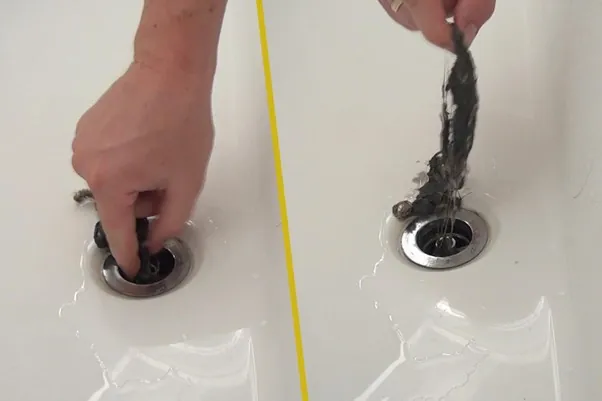 Entfernung einer Haarverstopfung aus dem Waschbeckenabfluss